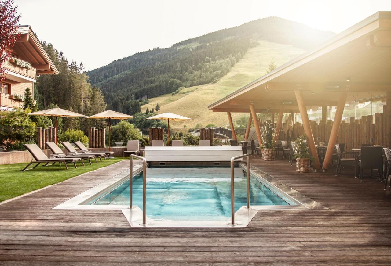 Hotel Sonnegg Saalbach-Hinterglemm Eksteriør billede